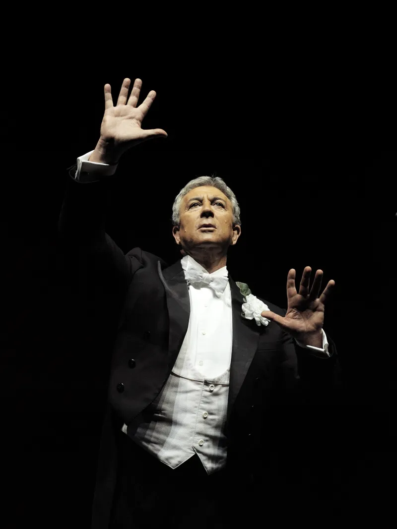 Paco Valladares
