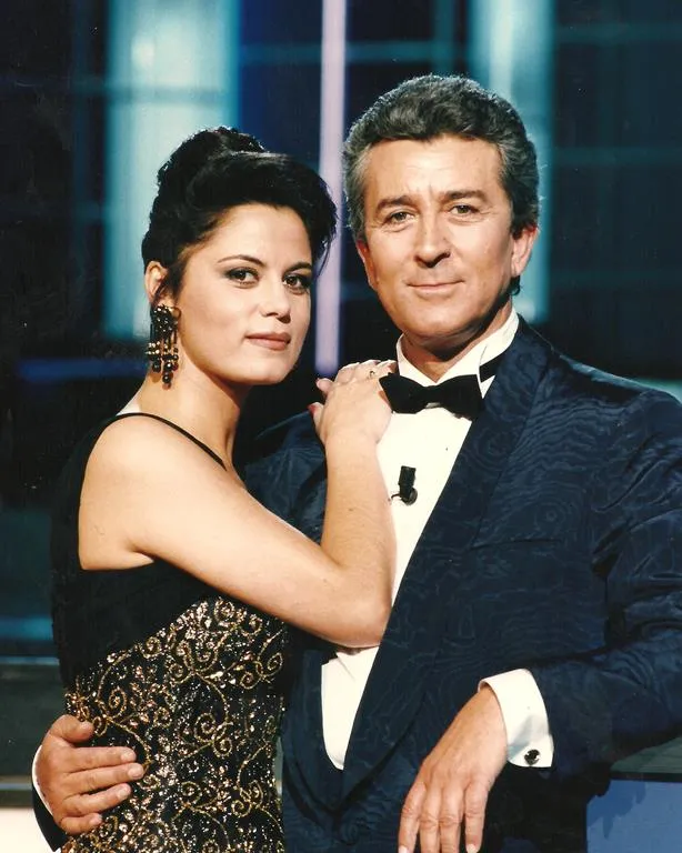 Noche de gala programa que presentó junto a María Vidal. 1994 (DIVISIÓN DE FOTOGRAFÍA TVE)