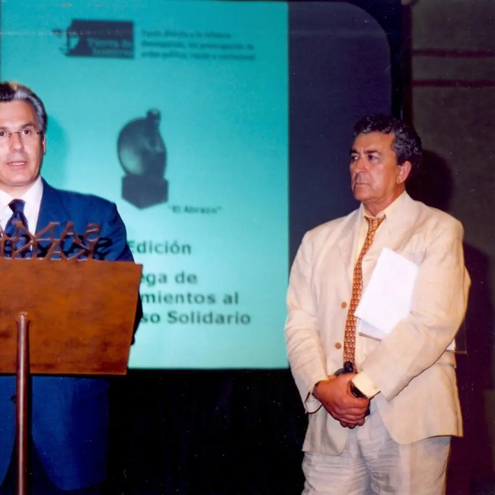 Con Baltasar Garzón en un acto de la Fundación Tierra de Hombres