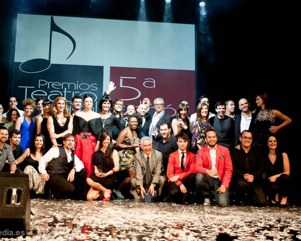 2011. Premios Teatro Musical. Foto de grupo