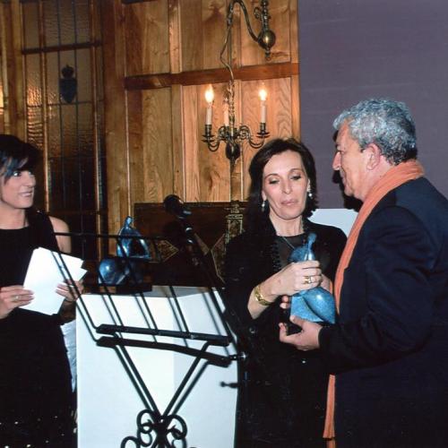 2009 – Gema Sánchez le hace entrega del Premio Mayte de Teatro a Toda una vida